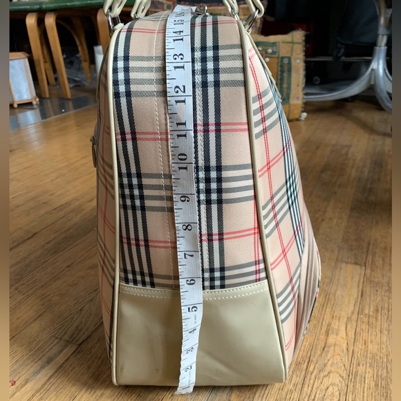 LARGE Vintage PERFECT FAUX BURBERRY Tote/ Carry On Bag❤️ - Picture 14 of 15